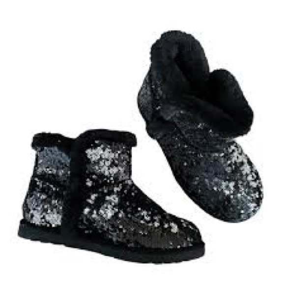Sonoma Black and Silver Sequins Faux Fur Boots - Picture 2 of 15